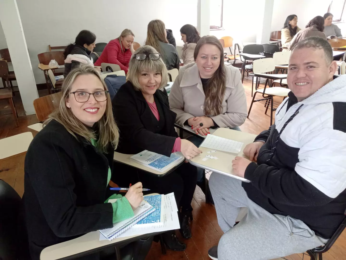 Professores de Rio Negro participam de formação continuada através do projeto Semeando Educação